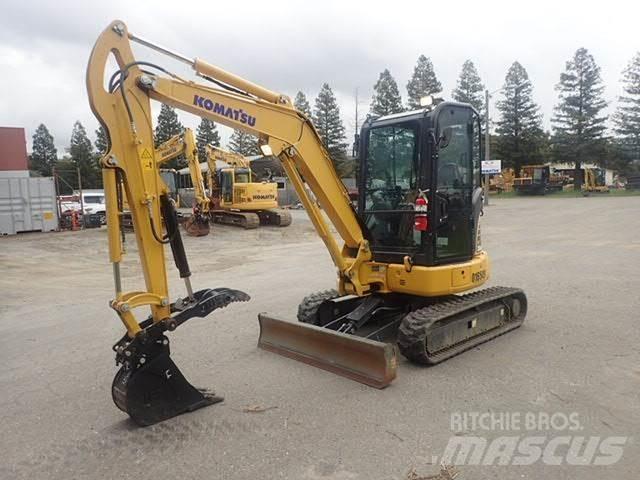 Komatsu PC35MR-5 +1 حفارات زحافة