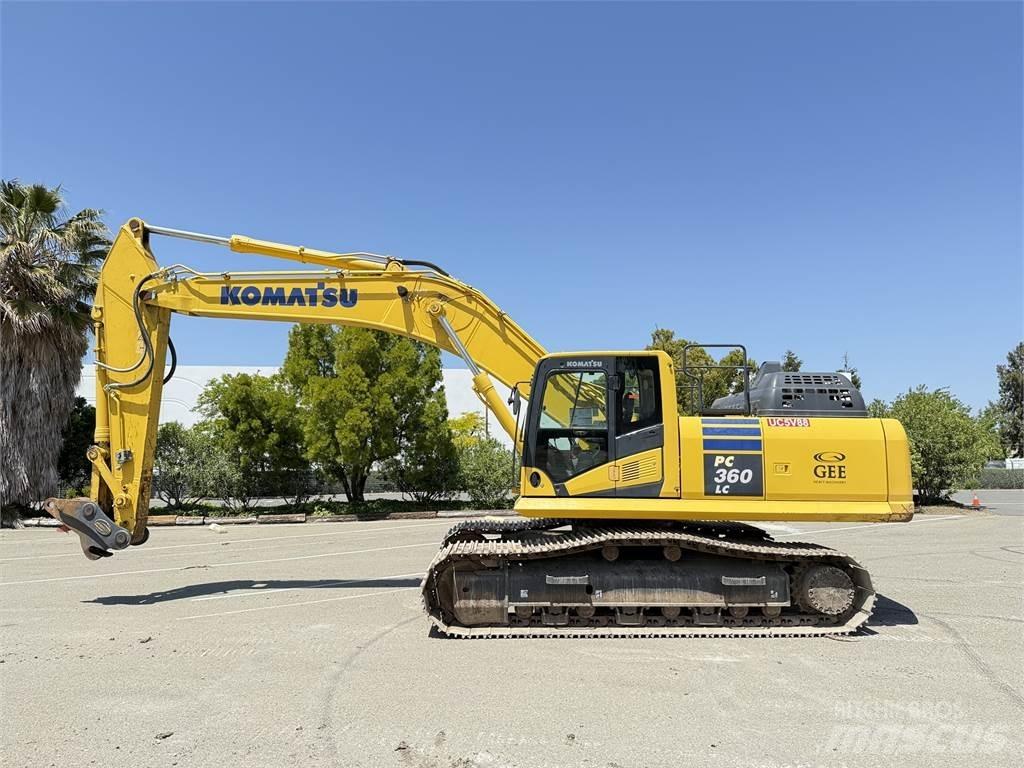 Komatsu PC360LC-11 +1 حفارات زحافة