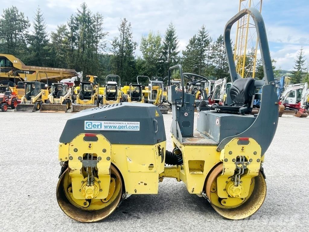 Bomag BW120 AD-3 مداحل ثنائية الاسطوانة