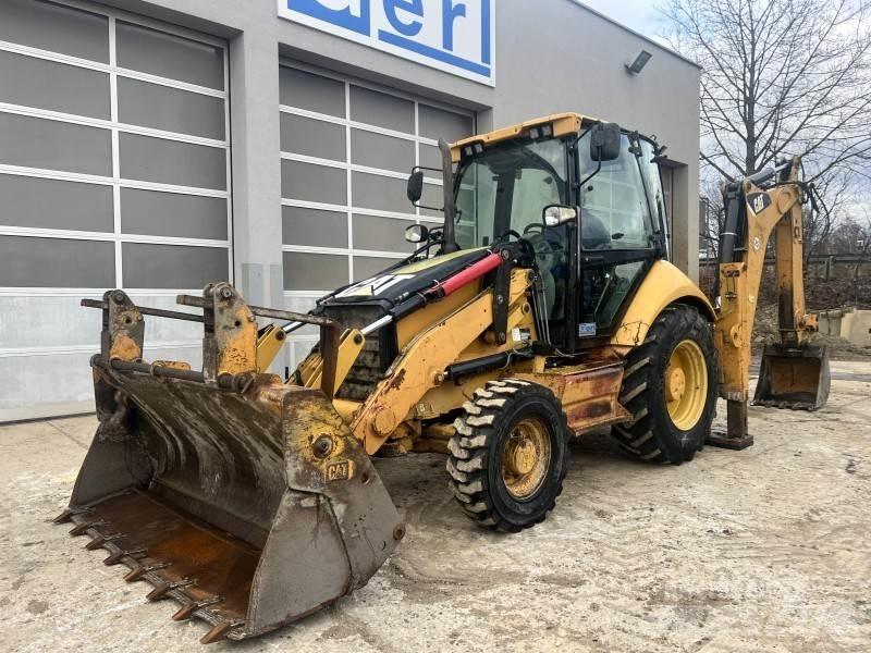 CAT 428 E لوادر ذات جرافات عكسية