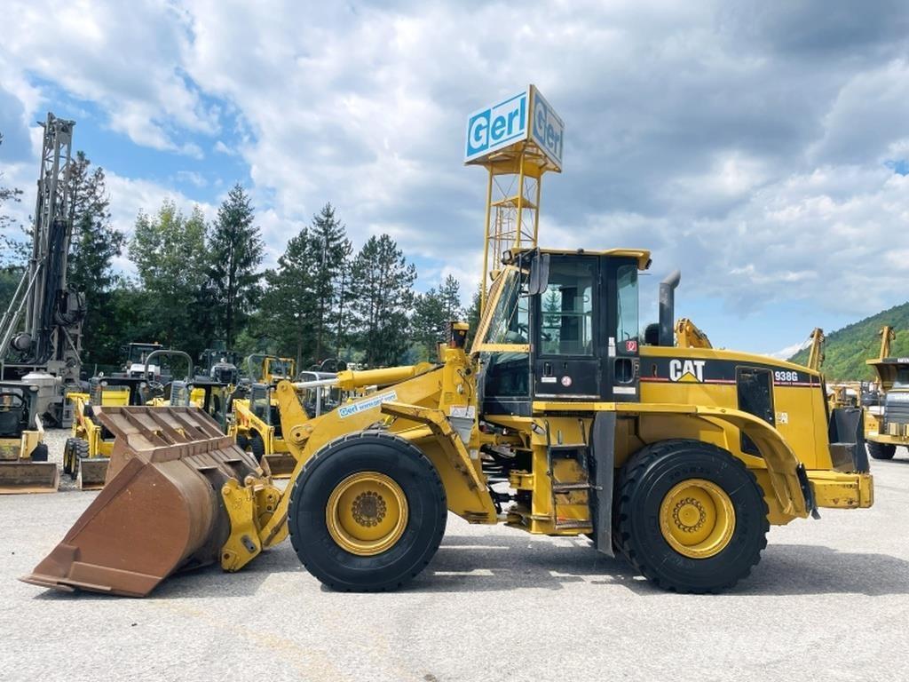 CAT 938 G2 لوادر بعجل