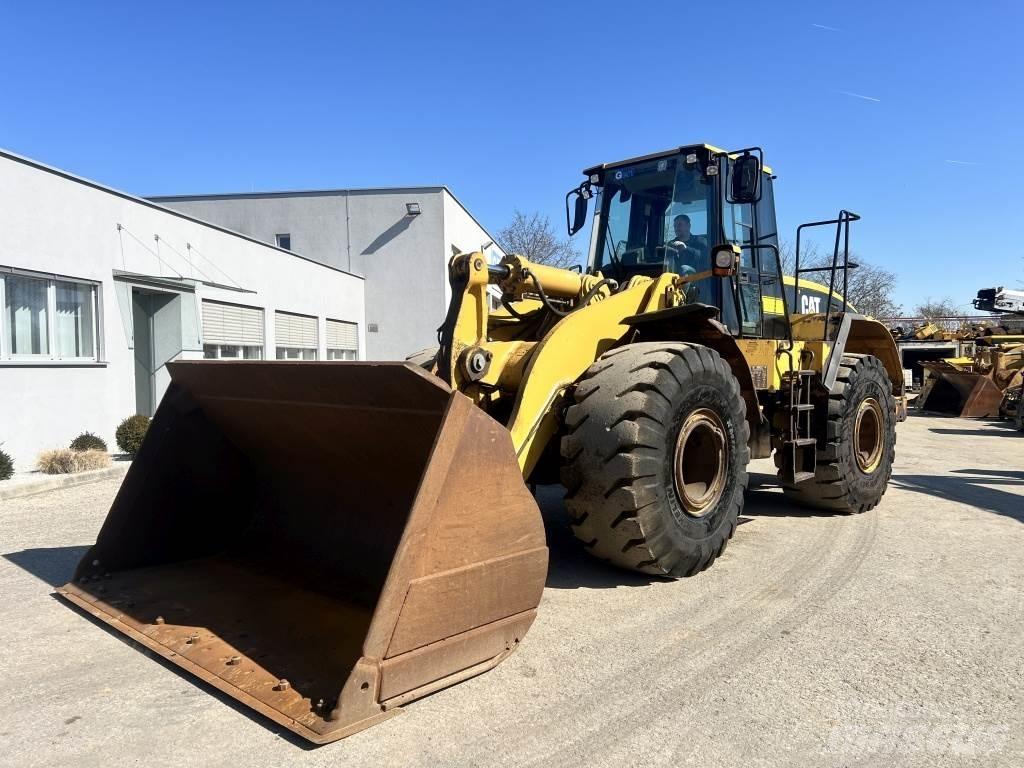 CAT 966 G لوادر بعجل