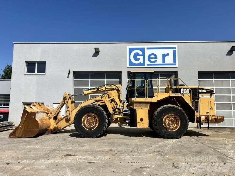 CAT 988 G لوادر بعجل