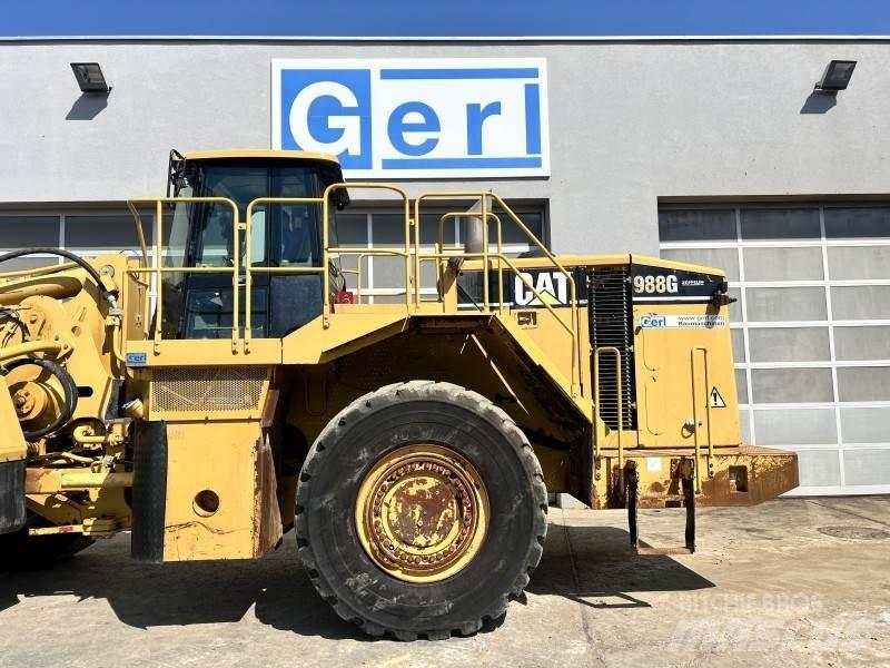 CAT 988 G لوادر بعجل