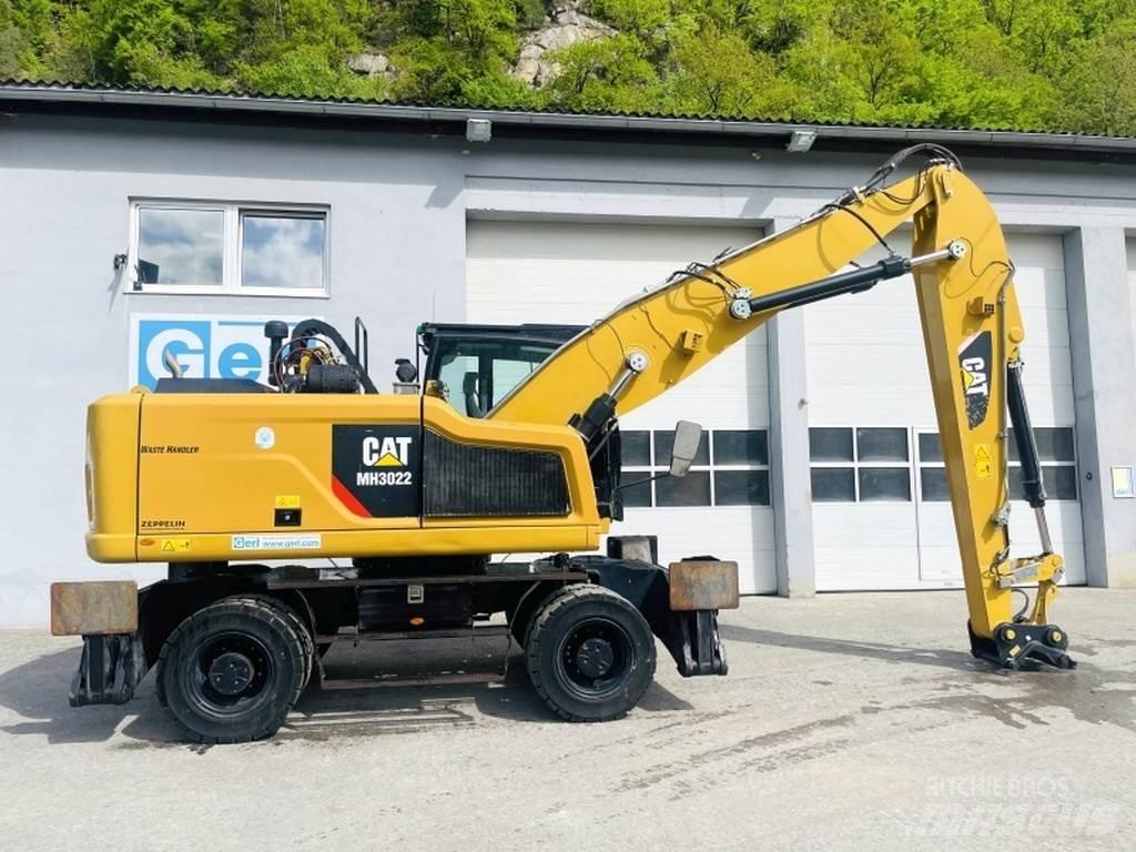 CAT MH3022 مناولات المخلفات / مناولات صناعية