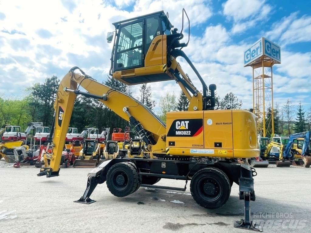 CAT MH3022 مناولات المخلفات / مناولات صناعية
