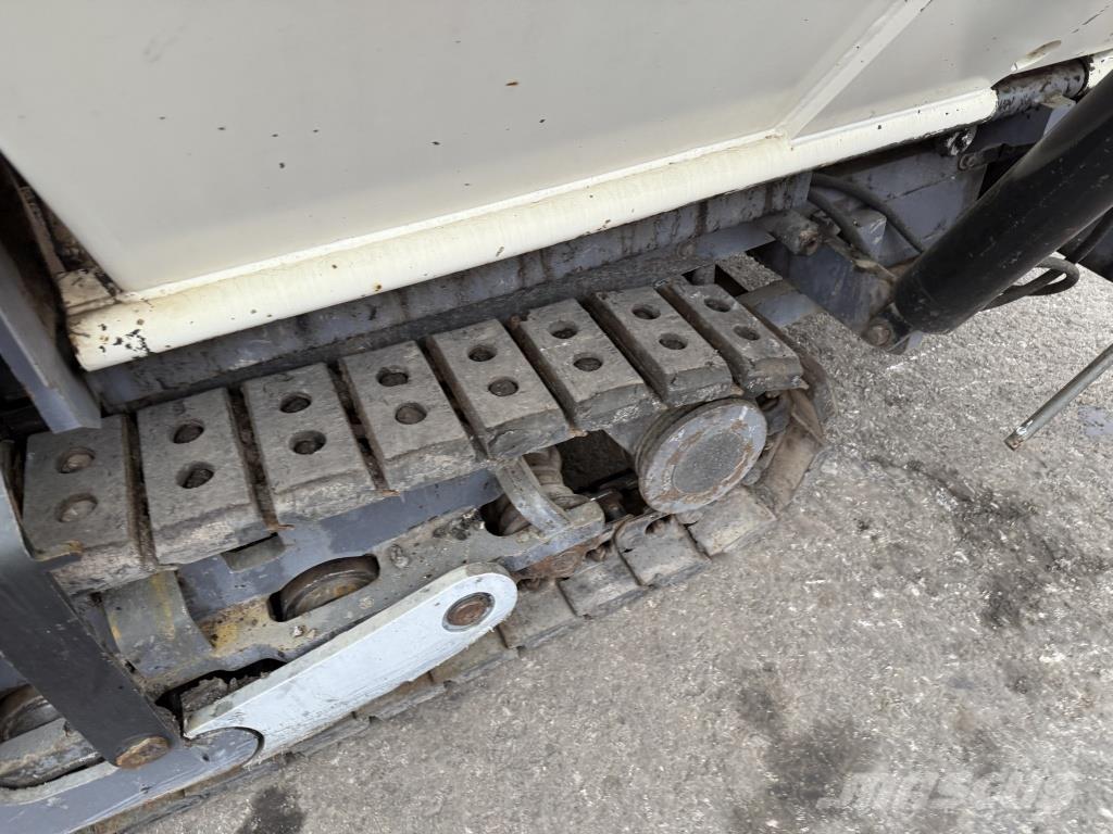 Dynapac F 1200 CS معدات السفلتة