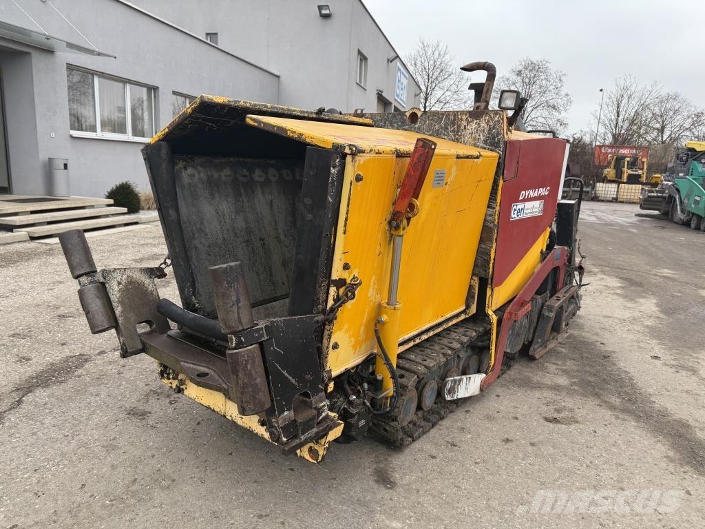Dynapac F 5 C معدات السفلتة