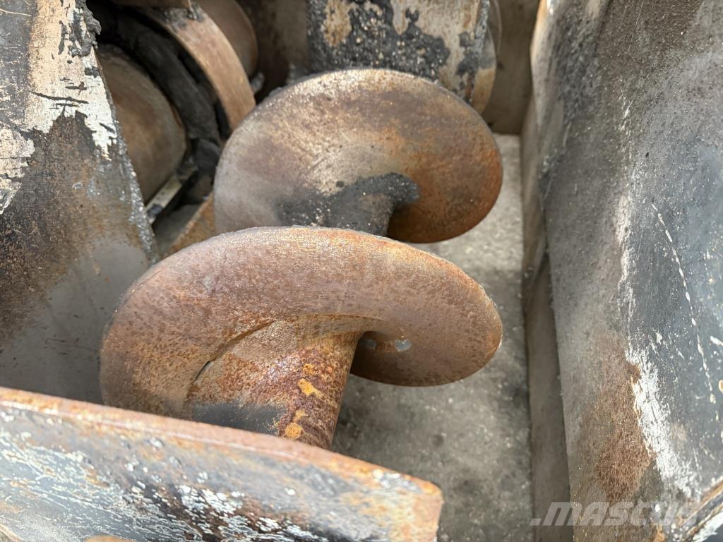 Dynapac F 5 C معدات السفلتة