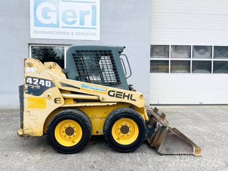 Gehl SL4240 لوادر انزلاقية التوجيه