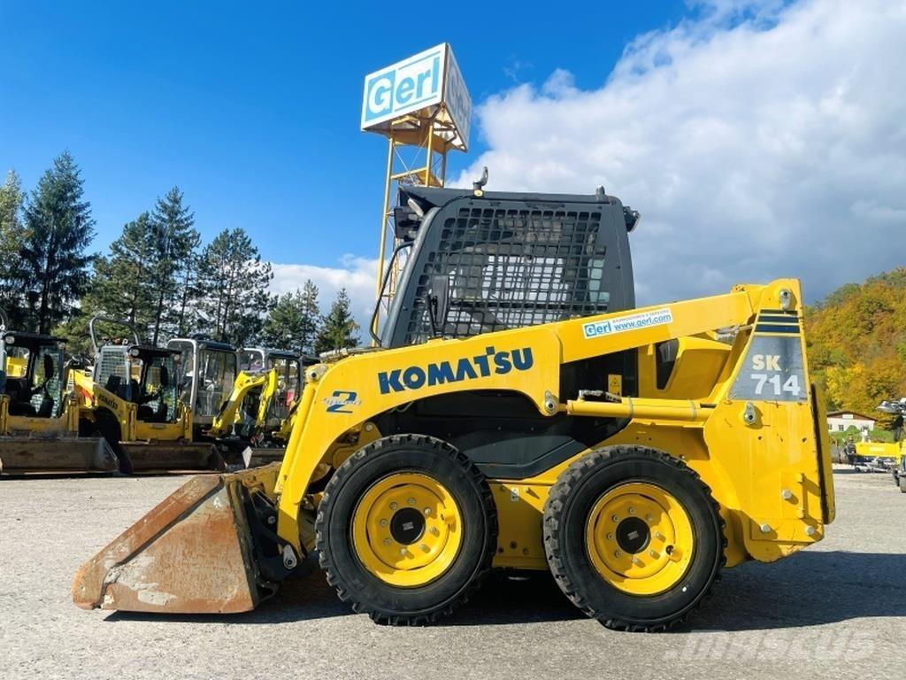 Komatsu SK714 لوادر انزلاقية التوجيه