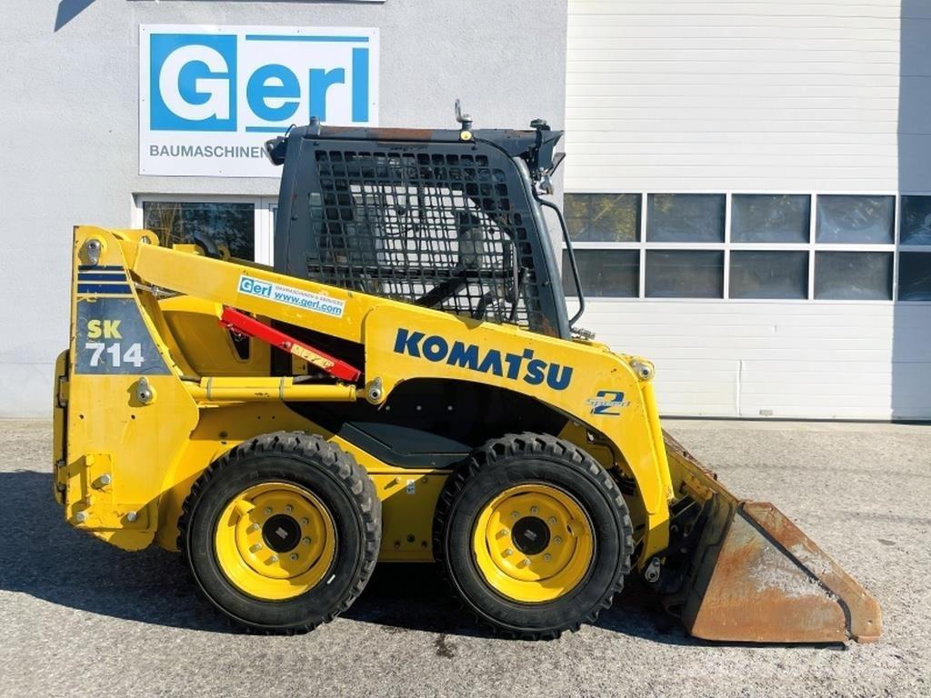 Komatsu SK714 لوادر انزلاقية التوجيه