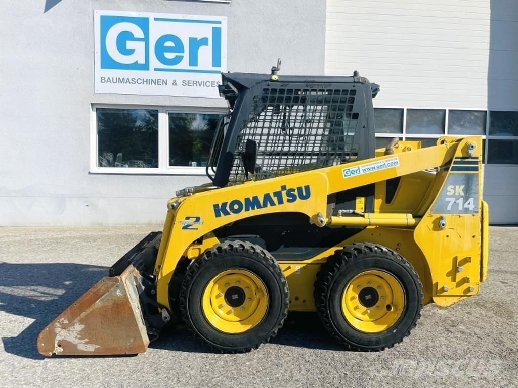 Komatsu SK714 لوادر انزلاقية التوجيه