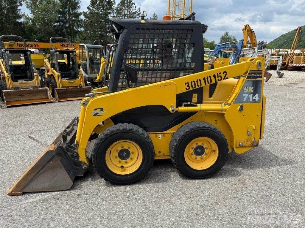 Komatsu SK714-5 لوادر انزلاقية التوجيه