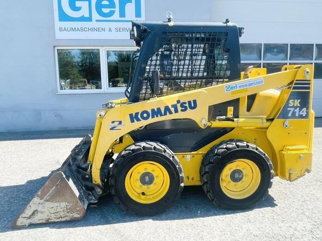 Komatsu SK714-5 لوادر انزلاقية التوجيه