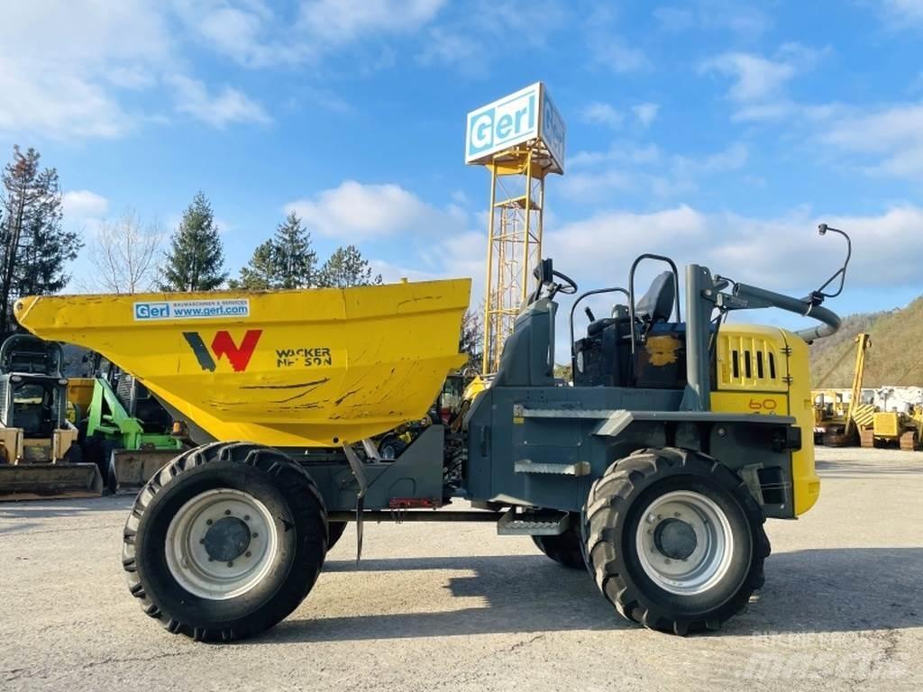 Neuson DW60 عربات نقل قلابة للمواقع