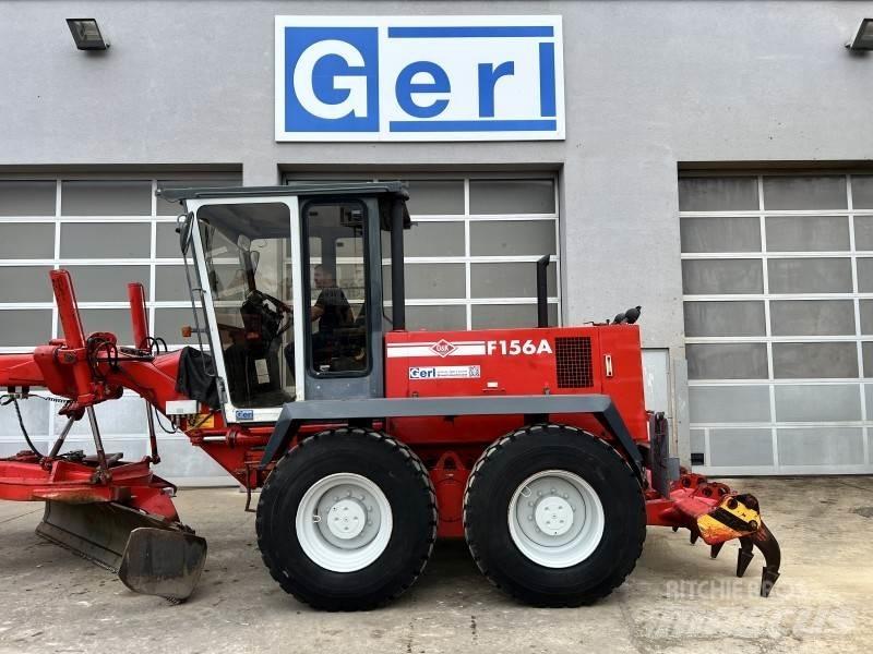 O&K F 156 A معدات تمهيد الطرق