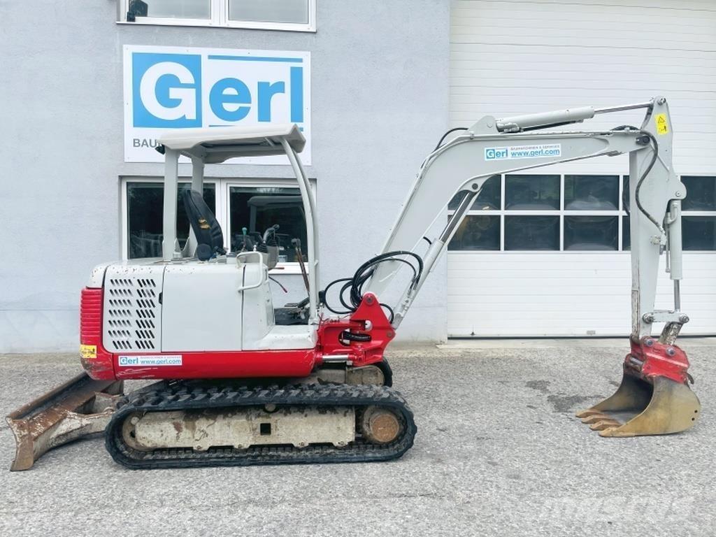 Takeuchi TB135 حفارات صغيرة أقل من 7 طن (حفارات صغيرة)