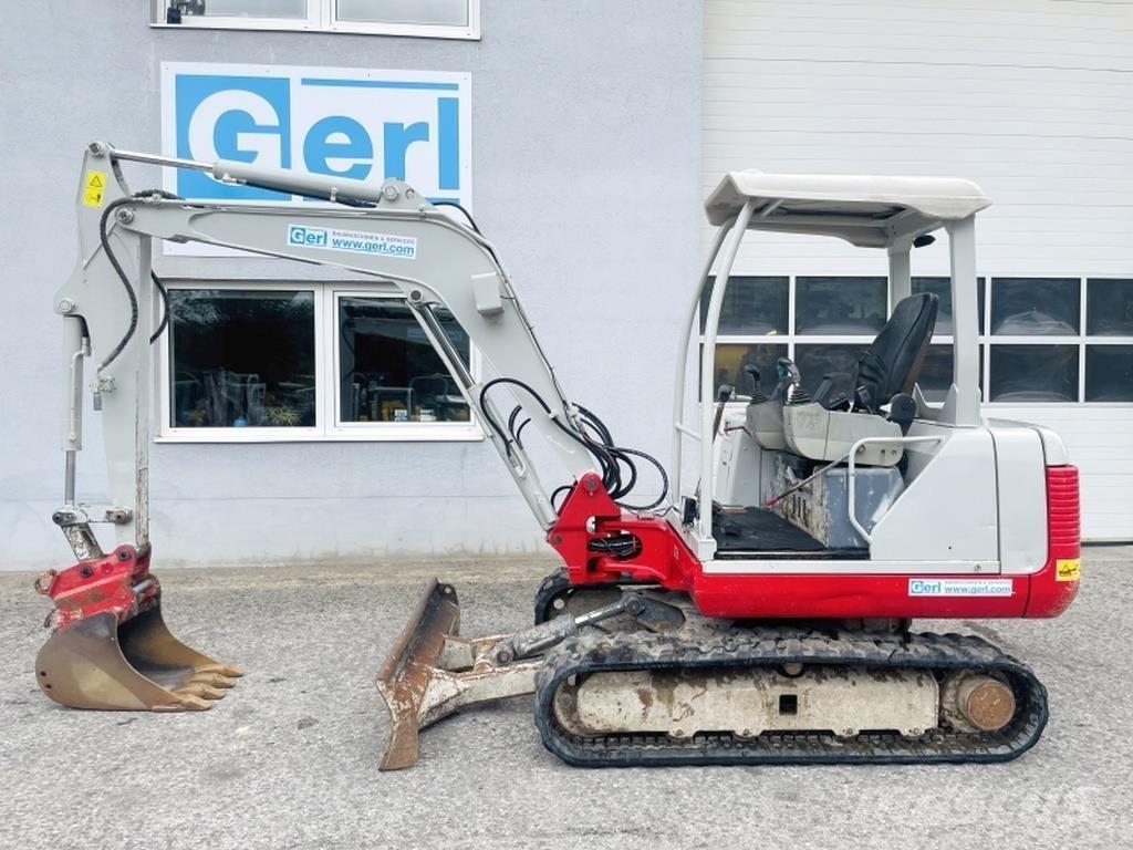 Takeuchi TB135 حفارات صغيرة أقل من 7 طن (حفارات صغيرة)
