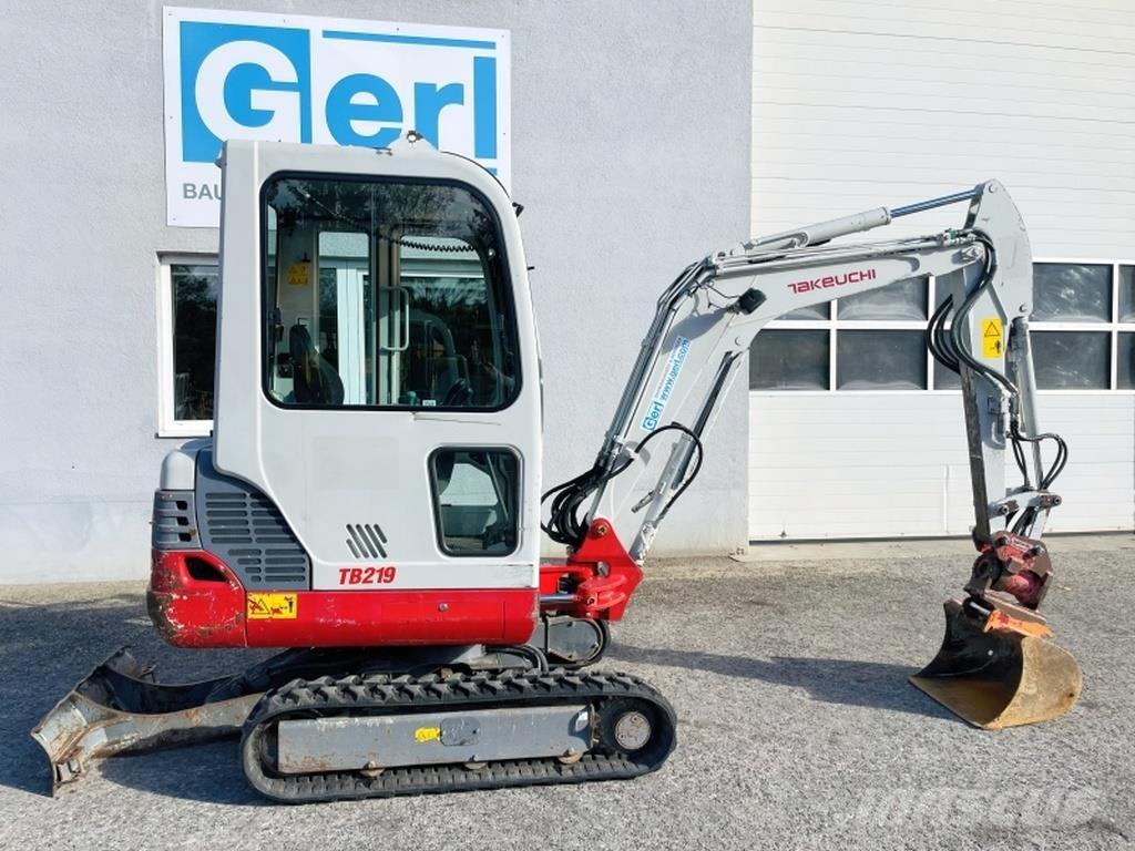 Takeuchi TB219 حفارات صغيرة أقل من 7 طن (حفارات صغيرة)