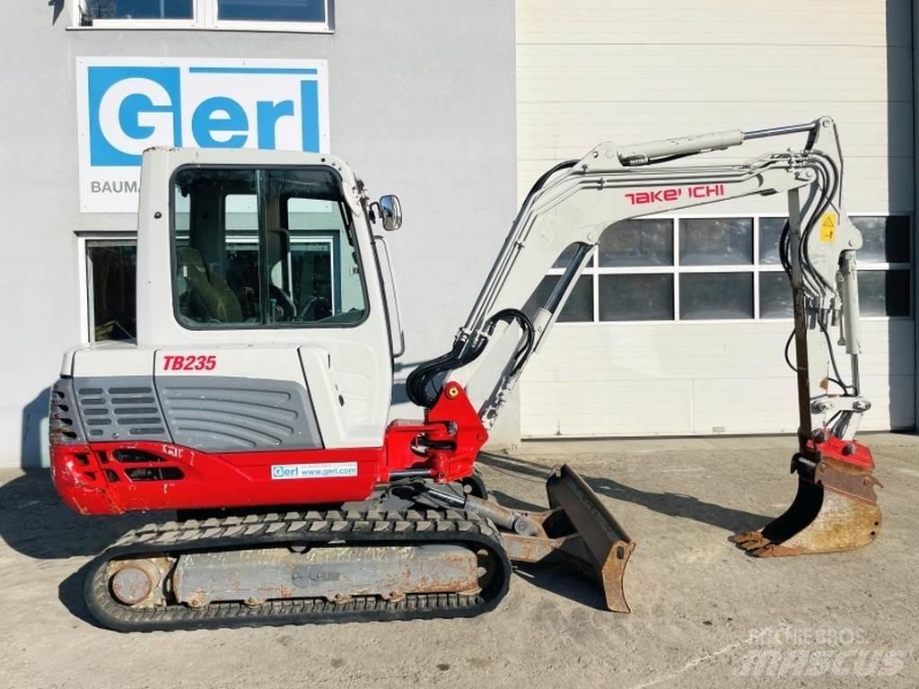 Takeuchi TB235 حفارات صغيرة أقل من 7 طن (حفارات صغيرة)