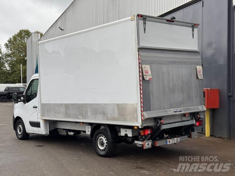 Renault Master هيكل صندوقي