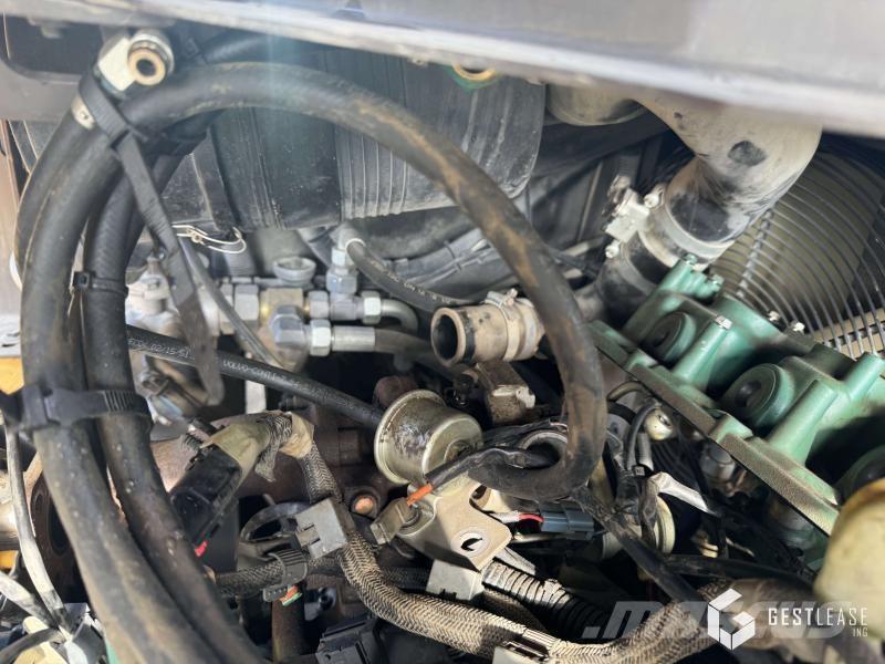 Volvo L30G لوادر بعجل