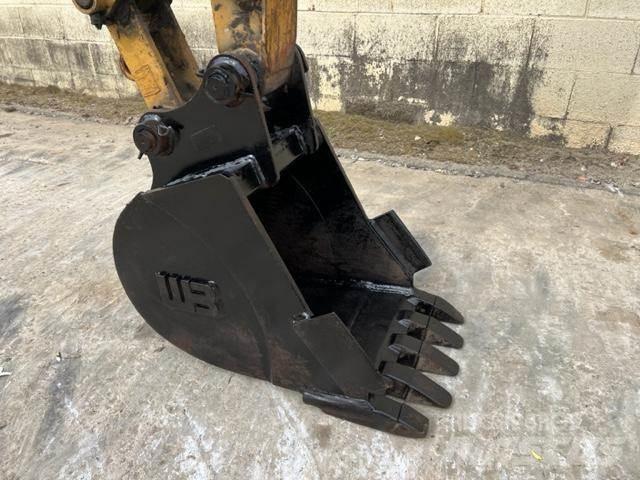 CAT 304E2 CR حفارات صغيرة أقل من 7 طن (حفارات صغيرة)