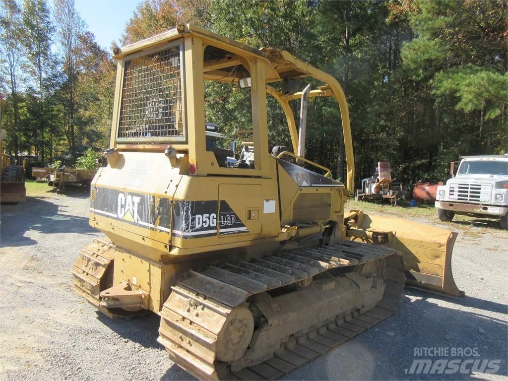 CAT D5G LGP بلدوزرات مجنزرة