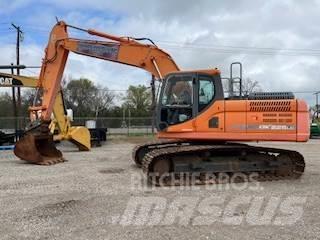 Doosan DX225LC حفارات زحافة