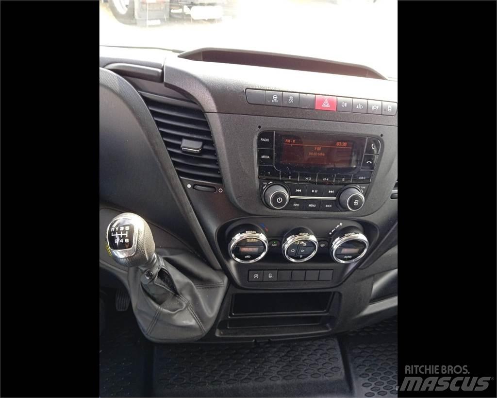 Iveco 35S16S V هيكل صندوقي