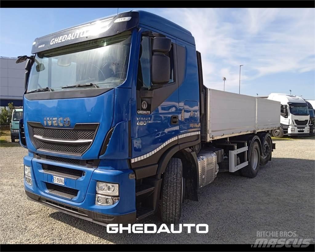 Iveco AS260S48Y شاحنات ذات هيكل صندوقي