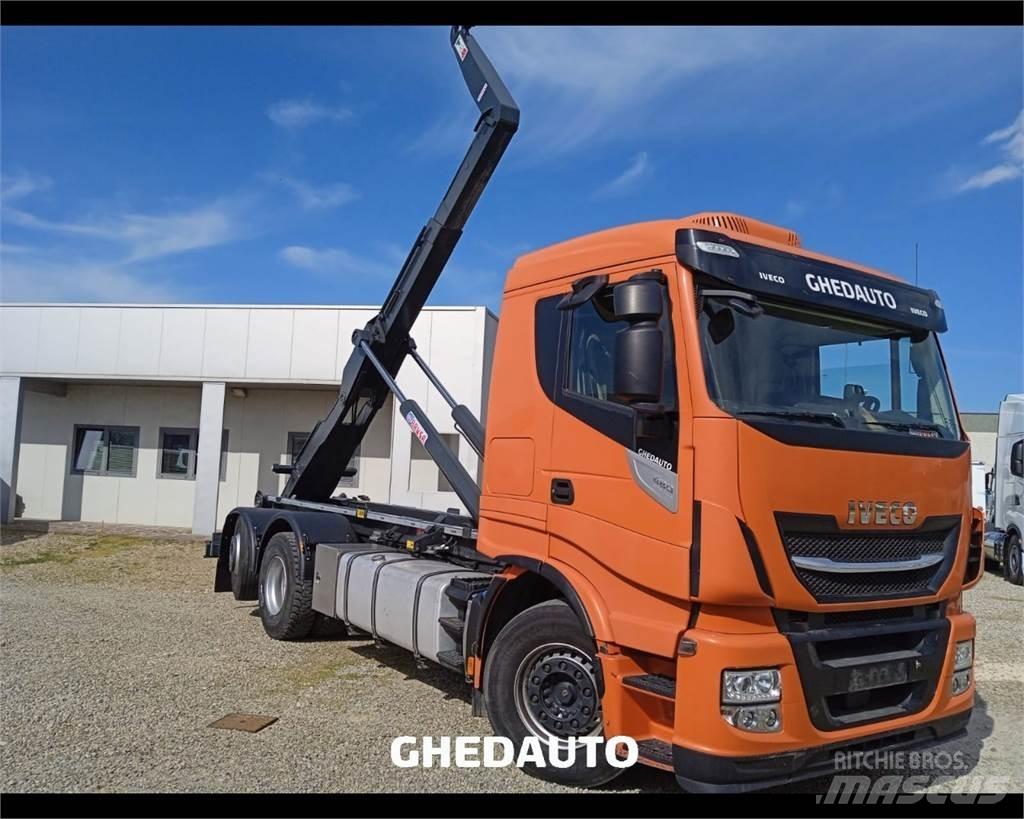 Iveco AS260S48Y/PS شاحنات ذات هيكل صندوقي