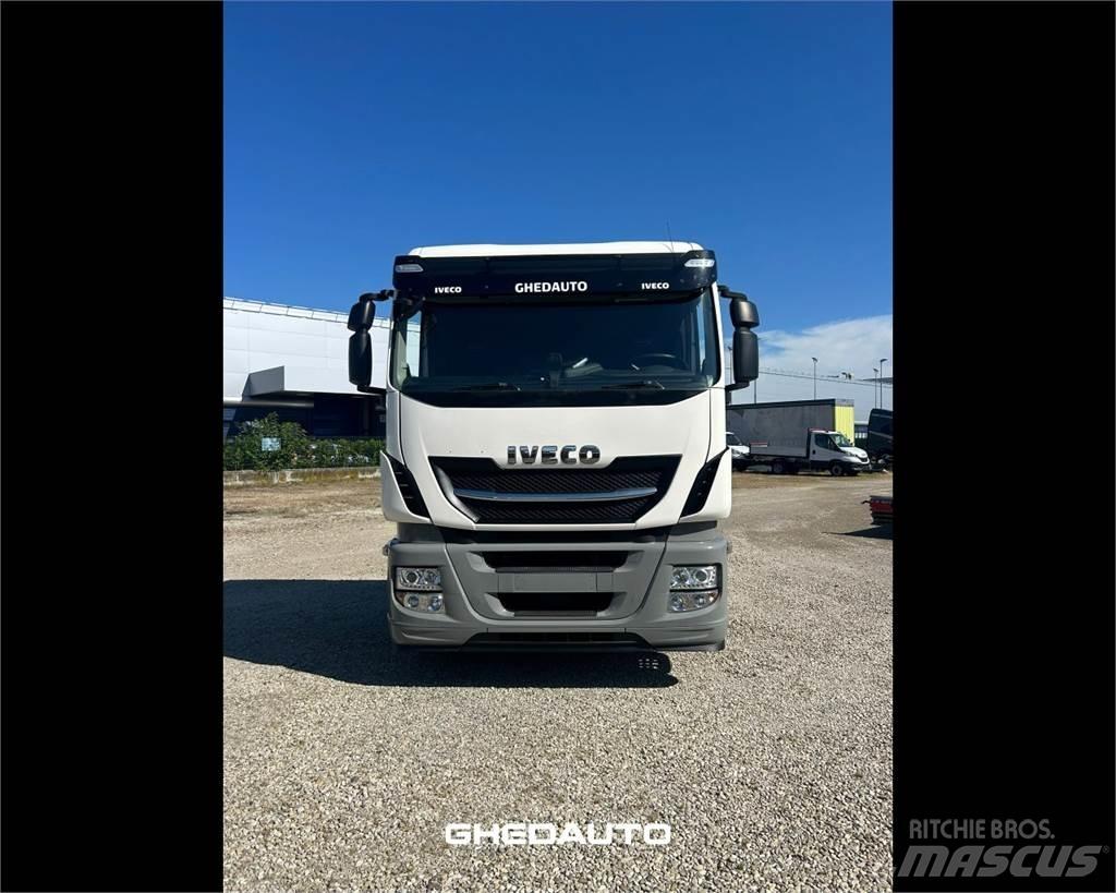 Iveco AS440S46 شاحنات ذات هيكل صندوقي