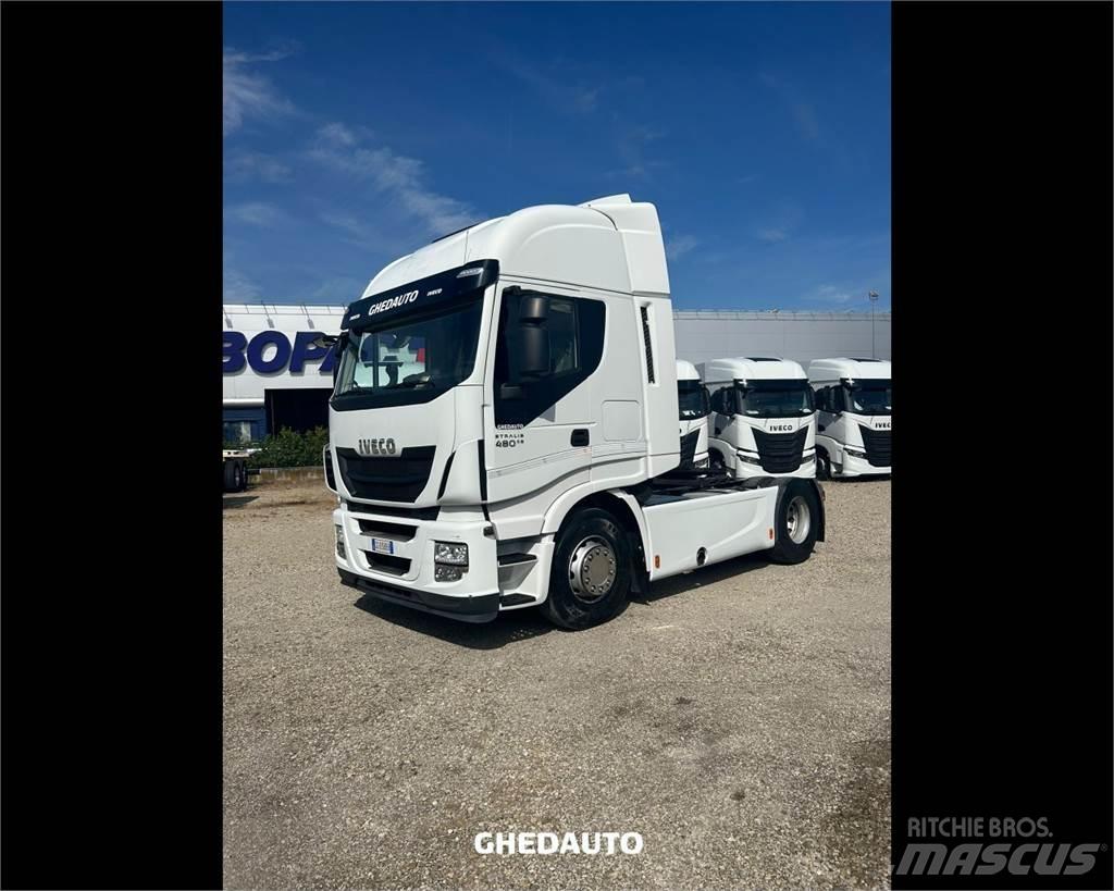 Iveco AS440S48T/P شاحنات ذات هيكل صندوقي