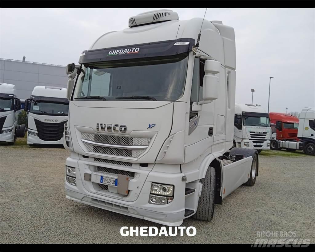 Iveco AS440ST/P شاحنات ذات هيكل صندوقي