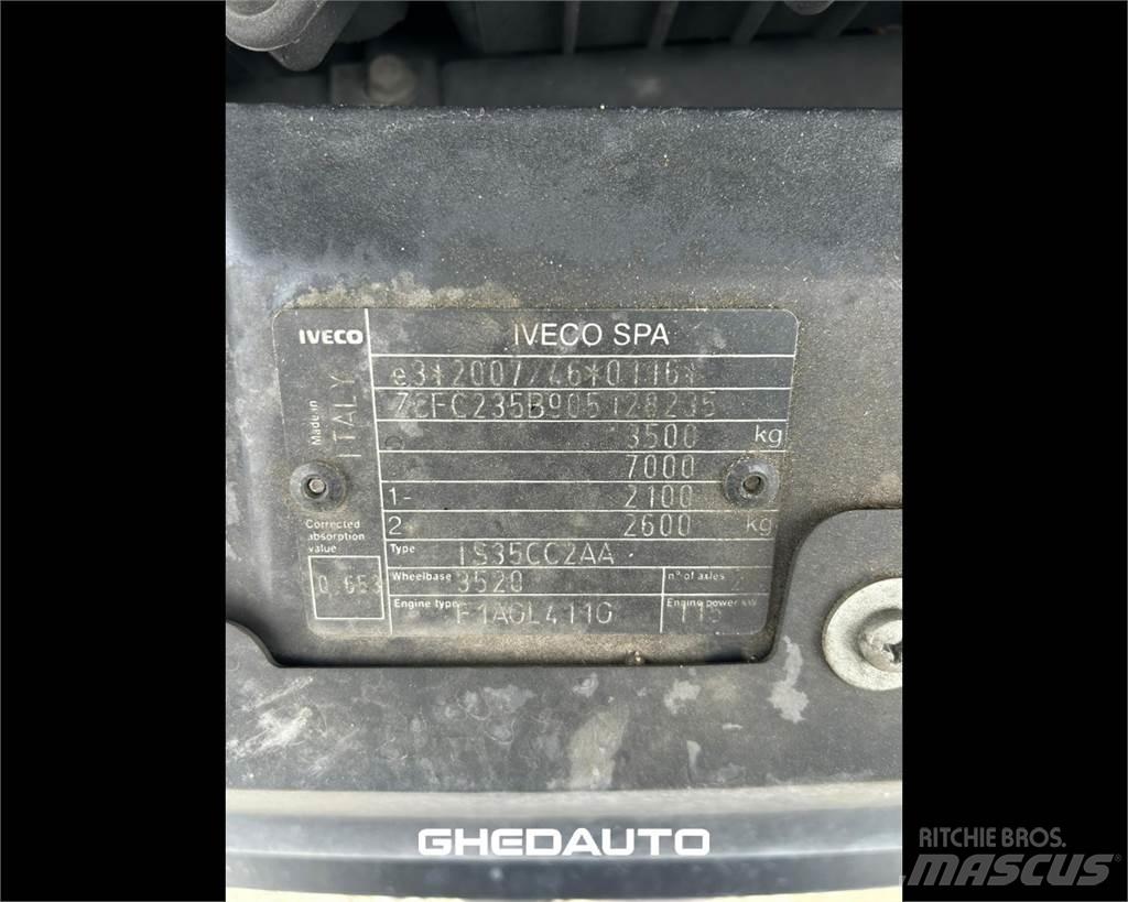 Iveco DAILY 35 هيكل صندوقي