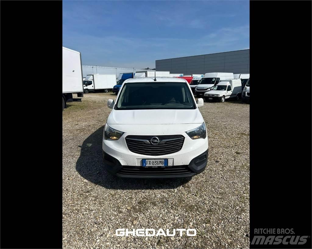 Opel Combo III 2012 هيكل صندوقي