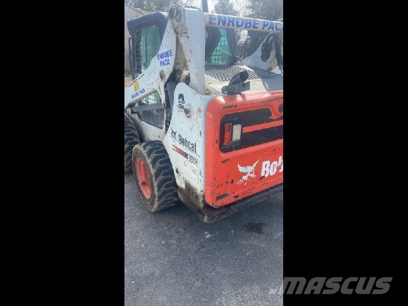 Bobcat S590 لوادر بعجل