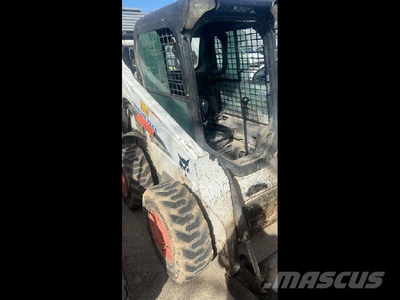 Bobcat S590 لوادر بعجل