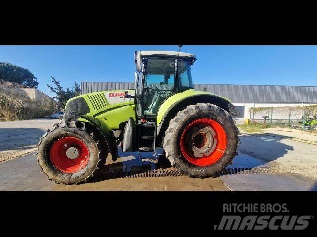 CLAAS AXION 840 الجرارات
