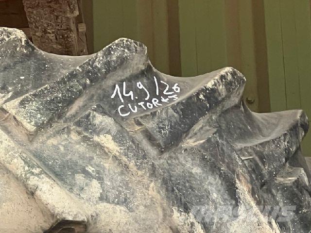  Cultor 14.9/26 ماكينات زراعية أخرى