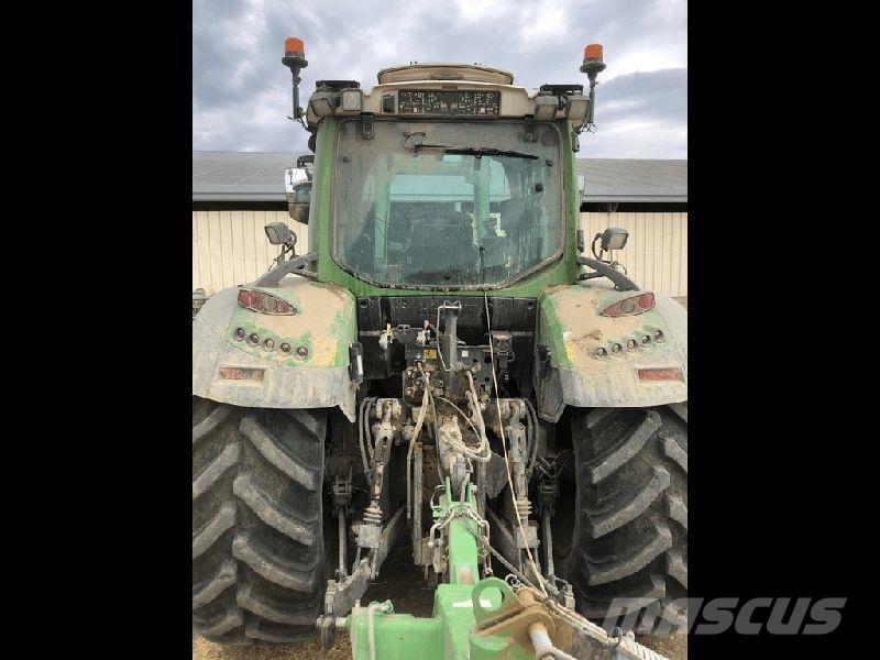 Fendt 516 VARIO الجرارات