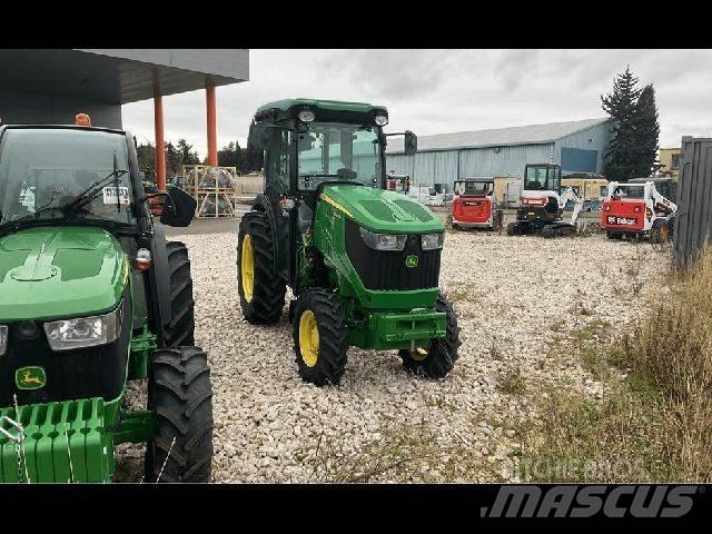 John Deere 5090GV الجرارات