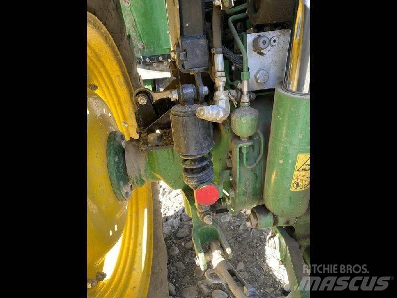 John Deere 5090R الجرارات