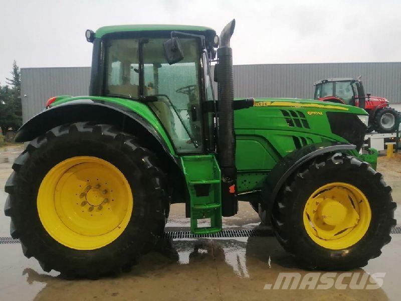 John Deere 6150M الجرارات