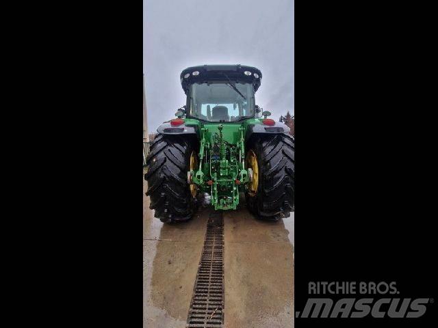 John Deere 8310R الجرارات