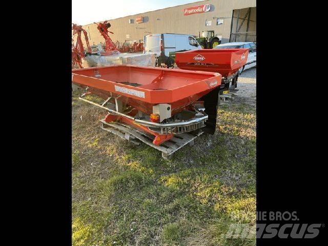 Kuhn AXIS 20.1W معدات فرد المواد المعدنية