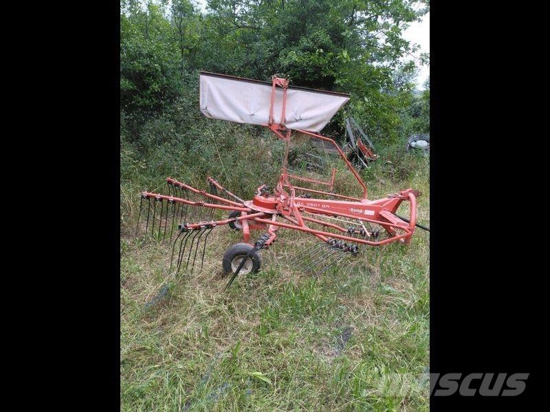 Kuhn GA 3501 GM مكابس وميبسات التبن