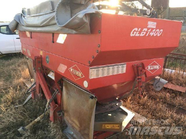 Kuhn GLB 1400 معدات فرد المواد المعدنية